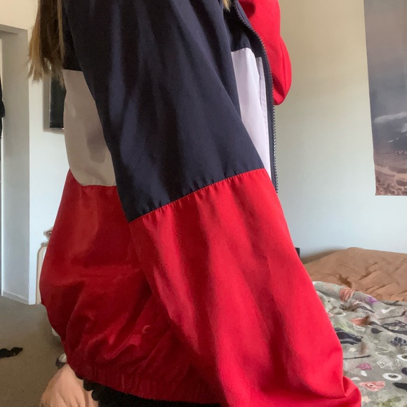 Brandy Melville Colorblock Windbreaker - Picture 3 of 3